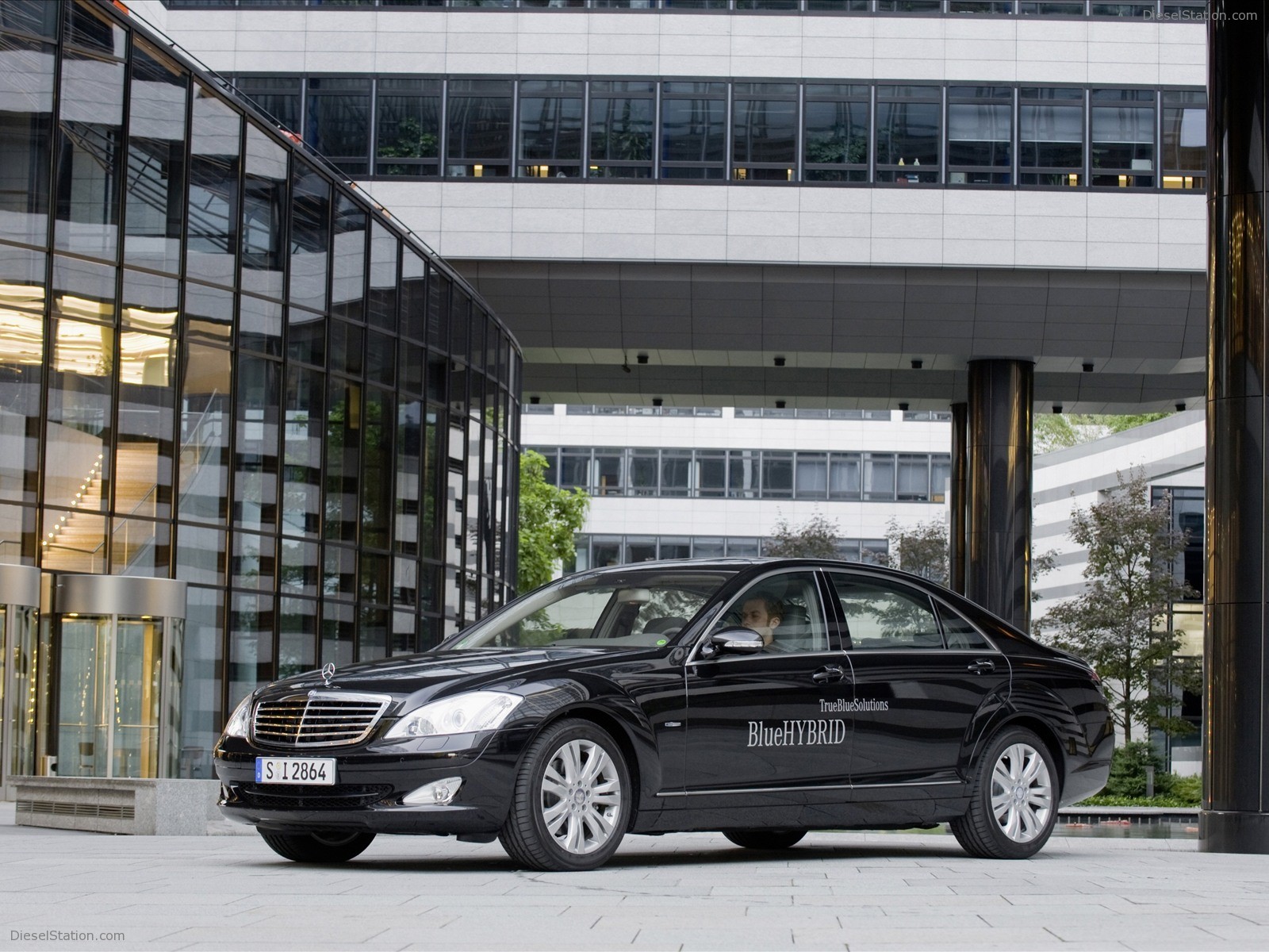 MERCEDES-BENZ S400 BlueHYBRID